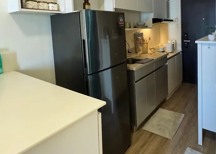 Modern Near It Park With Pool & Fast Wifi - The Median Cebu