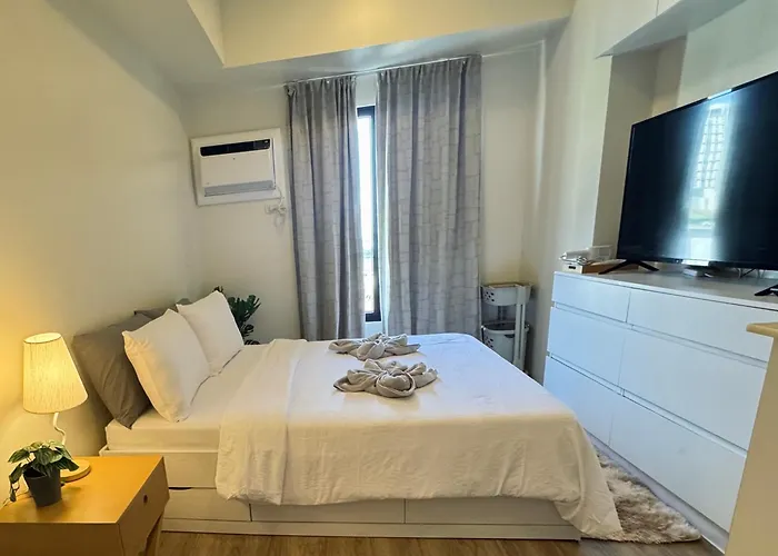 Apartment Modern Near It Park With Pool & Fast Wifi - The Median