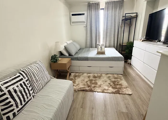 Apartment Modern Near It Park With Pool & Fast Wifi - The Median Cebu