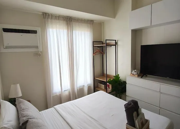 Modern Near It Park With Pool & Fast Wifi - The Median Apartment Cebu