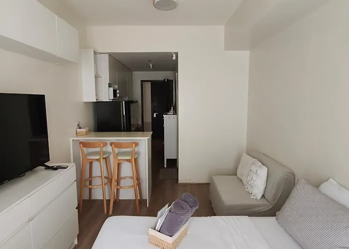 Modern Near It Park With Pool & Fast Wifi - The Median Cebu